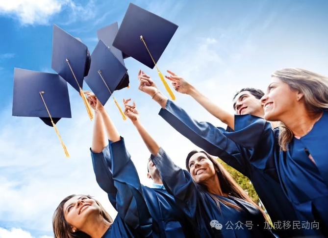 美国高中毕业证与绿卡加持：双重优势助力美国大学升学之路